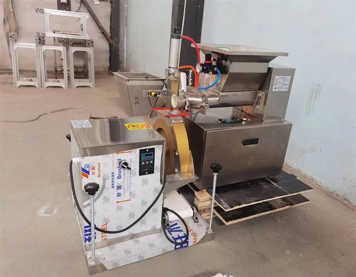 Dough Divider Rounder Machine