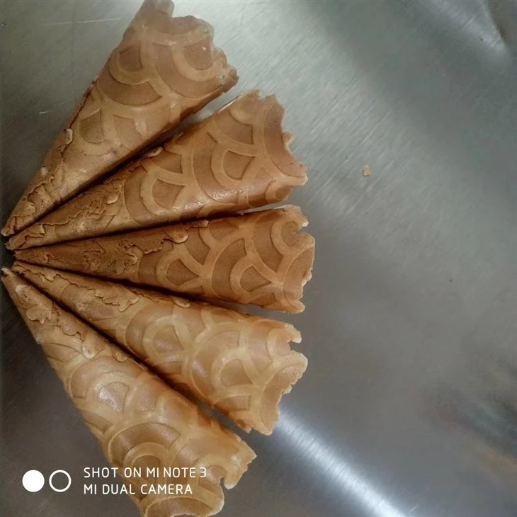 Ice Cream Cone Waffle Biscuit Making Machine